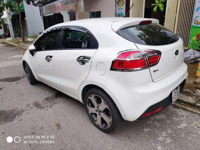 Kia Rio 2012 - Cần bán gấp Kia Rio năm sản xuất 2012, màu trắng giá cạnh tranh