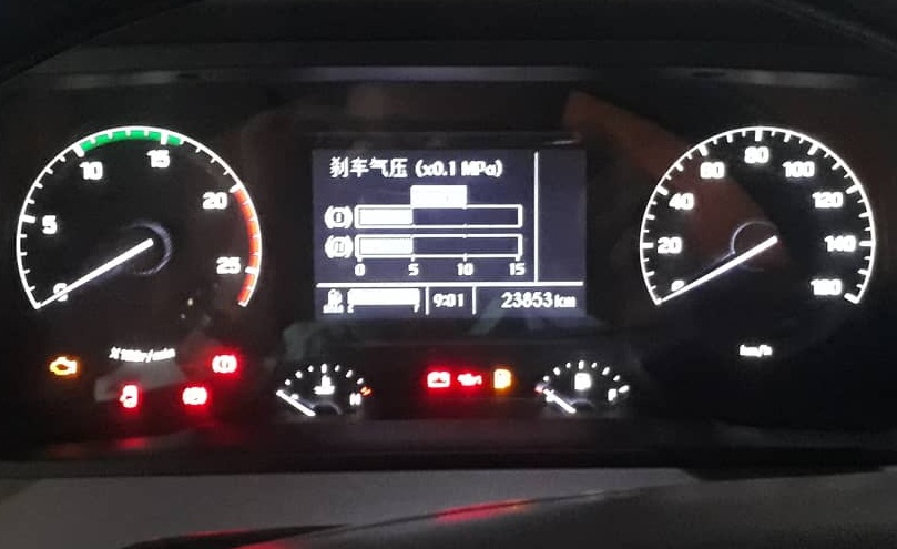 Hyundai Trago 2014 - Cần bán Hyundai Trago năm 2014, màu bạc, xe nhập, 860tr