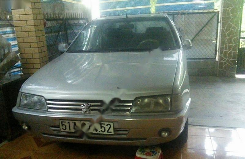 Peugeot 405 1.6 MT 1991 - Cần bán xe Peugeot 405 1.6 MT sản xuất năm 1991, màu bạc, nhập khẩu  