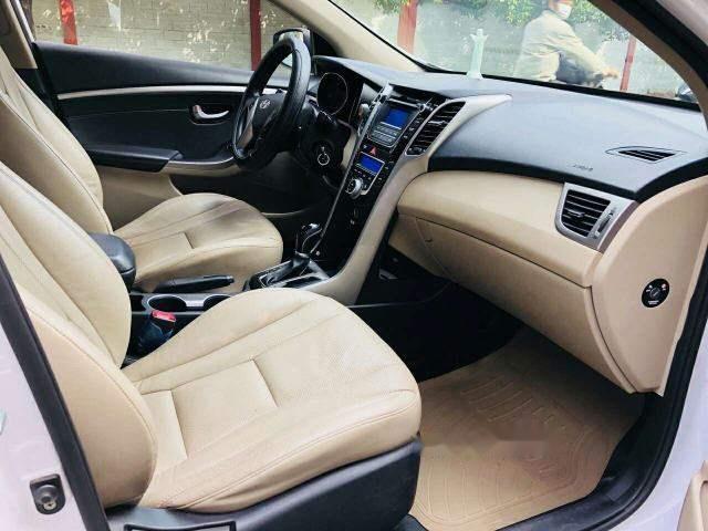 Hyundai i30 2014 - Bán Hyundai i30 2014, màu trắng  