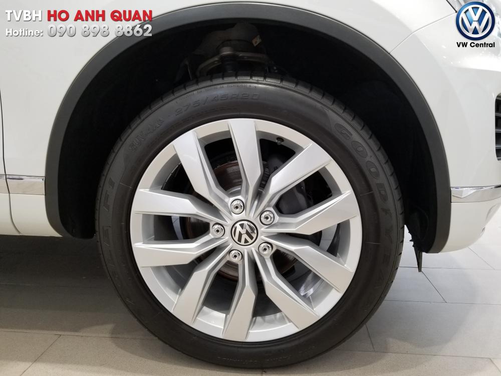 Volkswagen Touareg 2018 - Giao ngay Suv 5 chỗ cao cấp Volkswagen Touareg Trắng - Nhập khẩu chính hãng, đủ màu sắc / hotline: 090.898.8862