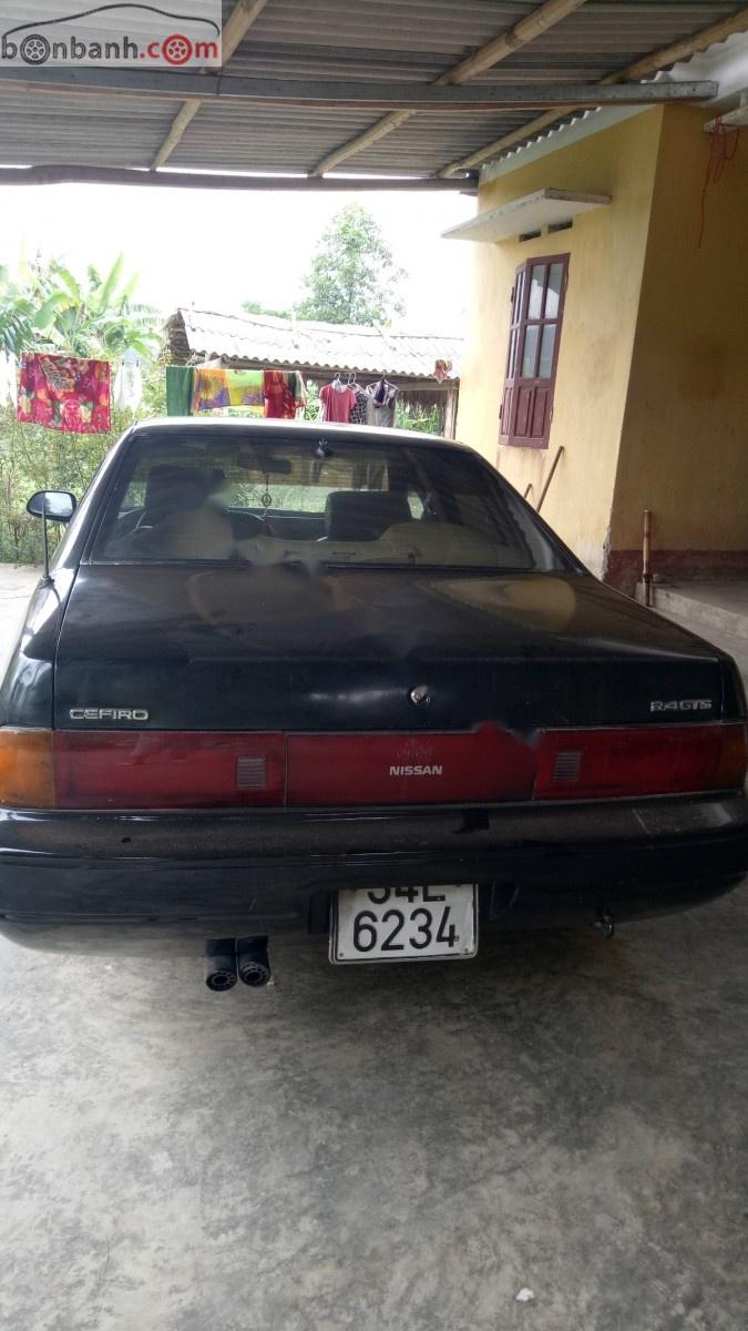 Nissan Cefiro 2.0 MT 1992 - Cần bán lại xe Nissan Cefiro 2.0 MT 1992, màu đen, nhập khẩu nguyên chiếc