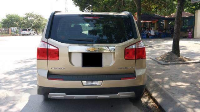 Chevrolet Orlando  LTZ 2012 - Cần bán xe Chevrolet Orlando đời 2012, màu vàng còn mới