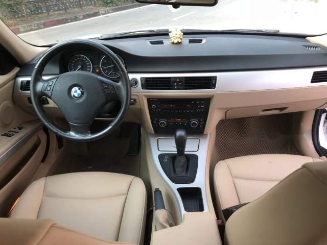 BMW 3 Series 320i 2007 - Cần bán xe BMW 3 Series 320i năm 2007, màu trắng