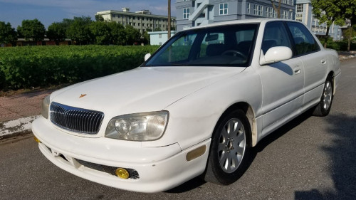 Hyundai Grandeur   3.0 AT  1995 - Bán Hyundai Grandeur 3.0 AT 1995, màu trắng số tự động, 68 triệu