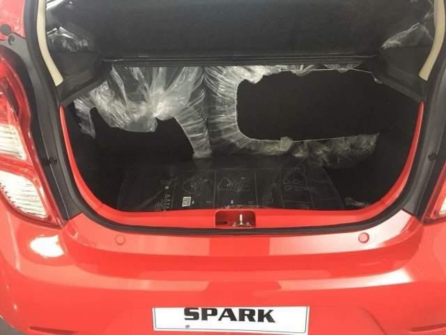 Chevrolet Spark   2018 - Bán ô tô Chevrolet Spark sản xuất 2018, màu đỏ, giá 359tr