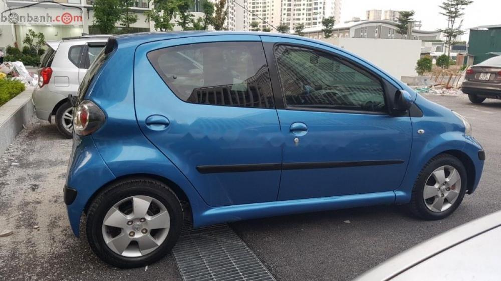 Toyota Aygo 1.0 AT 2009 - Bán ô tô Toyota Aygo 1.0 AT đời 2009, màu xanh lam, xe nhập 