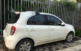 Nissan Micra 2011 - Cần bán lại xe cũ Nissan Micra đời 2011, màu trắng