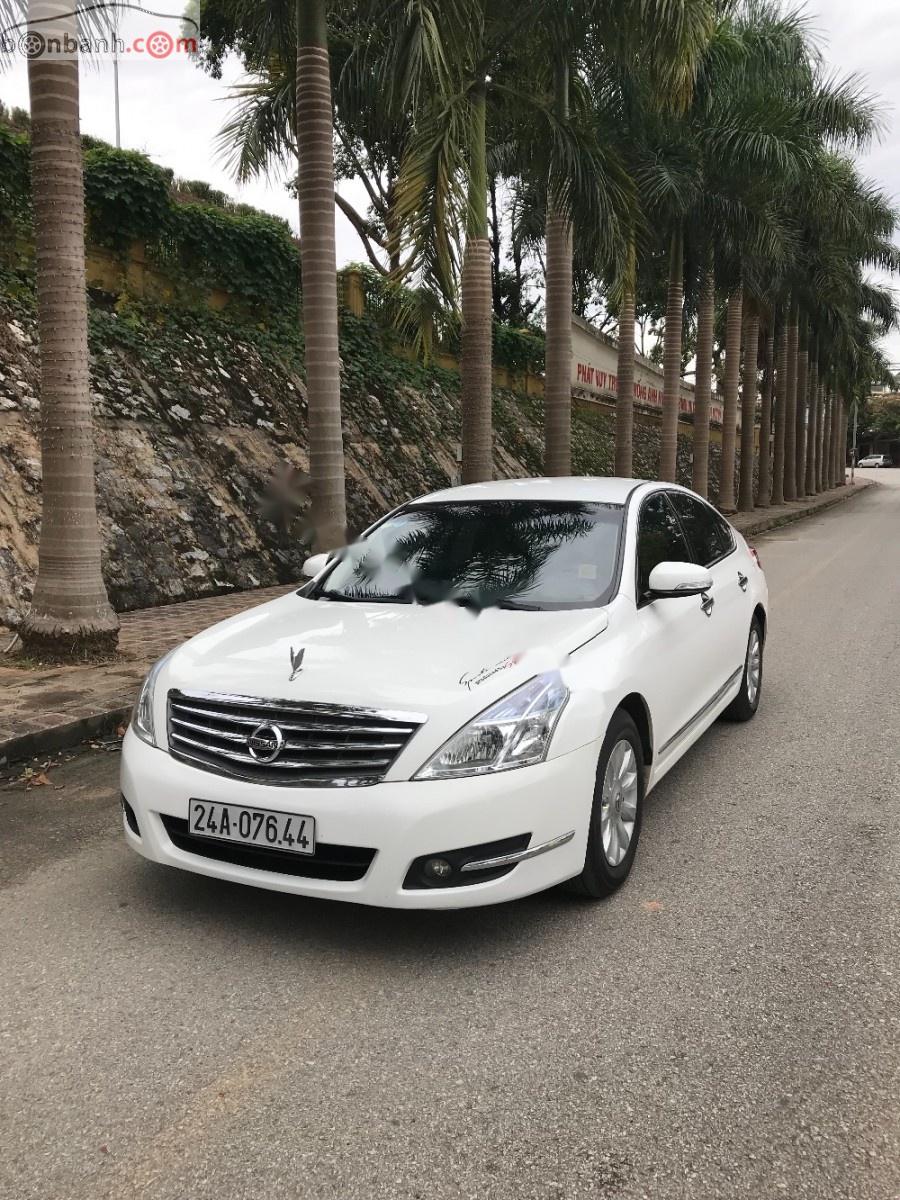 Nissan Teana 2.0 AT 2010 - Bán Nissan Teana 2.0 AT sản xuất 2010, màu trắng, nhập khẩu, giá tốt