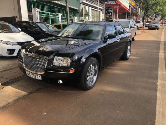 Chrysler 300C 2008 - Xe Chrysler 300C sản xuất năm 2008, màu đen