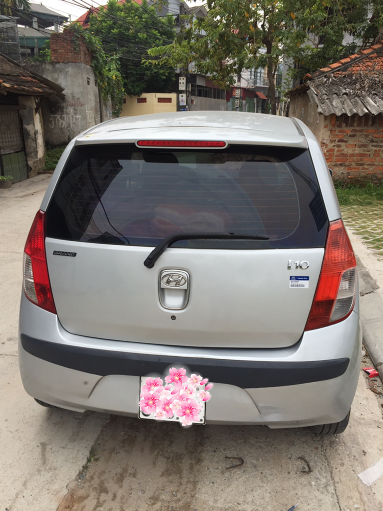 Hyundai i10 2008 - Cần bán Hyundai i10 đời 2009, màu bạc, nhập khẩu