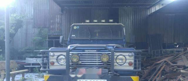 LandRover Defender  MT 1995 - Bán xe Land Rover Defender 110 số sàn, máy dầu