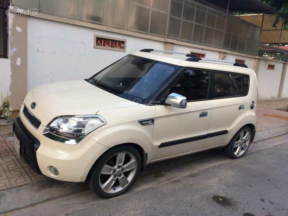 Kia Soul 2009 - Cần bán Kia Soul đời 2009, màu kem (be), nhập khẩu nguyên chiếc, 405tr