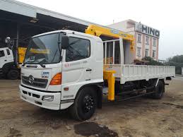 Hino FC 2017 - Bán xe Hino FC đời 2017, màu trắng, xe nhập, 820 triệu