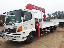 Hino FC 2017 - Bán xe Hino FC đời 2017, màu trắng, xe nhập, 820 triệu