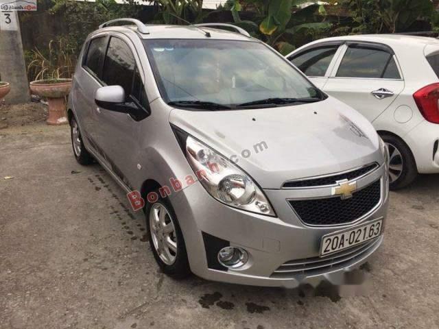 Chevrolet Spark   2012 - Bán Chevrolet Spark năm sản xuất 2012, màu bạc, giá tốt