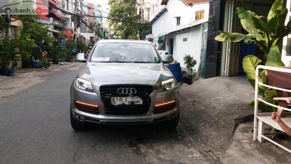 Audi Q7 3.6 2007 - Cần bán lại xe Audi Q7 3.6 đời 2007, màu xám, nhập khẩu, 800 triệu