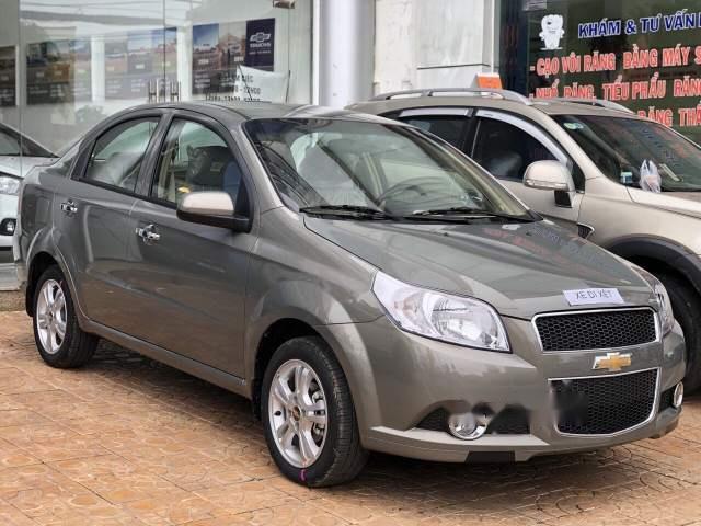 Chevrolet Aveo 2018 - Cần bán Chevrolet Aveo năm sản xuất 2018, màu xám