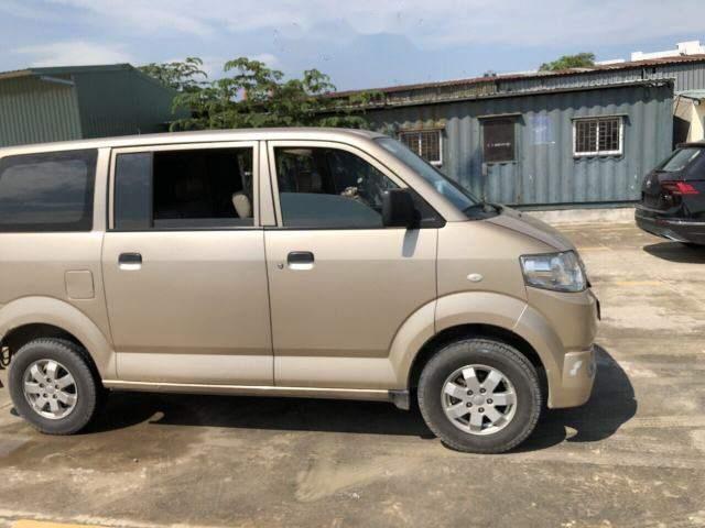 Suzuki APV   2011 - Cần bán Suzuki APV năm 2011, màu vàng chính chủ