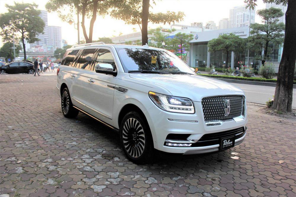 Lincoln Navigator 2018 - Bán Lincoln Navigator năm sản xuất 2019, màu trắng, nhập khẩu nguyên chiếc