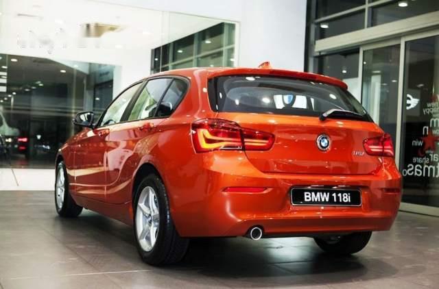 BMW 1 Series  118i  2017 - Cần bán lại xe BMW 118i 2017, nhập khẩu nguyên chiếc số tự động