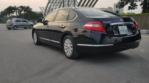 Nissan Teana 2.0 AT  2010 - Bán Nissan Teana 2.0 AT sản xuất 2010, màu đen, máy êm ru