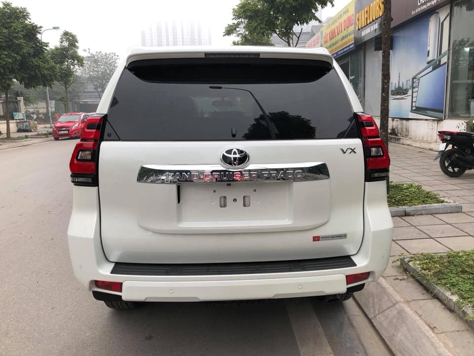 Toyota Prado 2018 - Bán Toyota Prado năm 2018 màu trắng, nhập khẩu nguyên chiếc, giao ngay, LH 0985102300