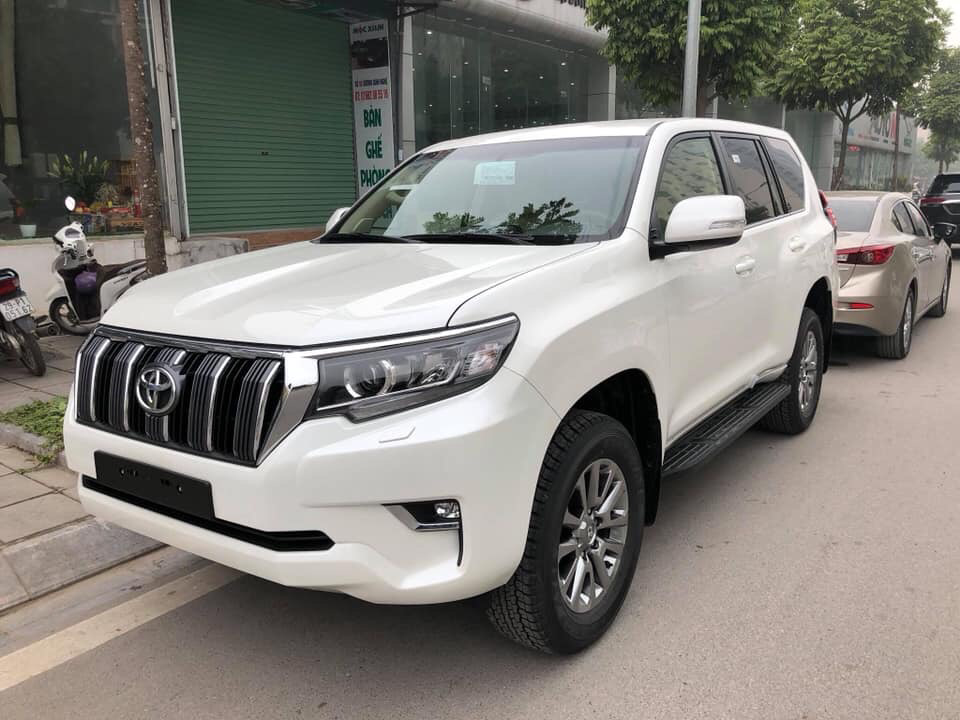 Toyota Prado 2018 - Bán Toyota Prado năm 2018 màu trắng, nhập khẩu nguyên chiếc, giao ngay, LH 0985102300