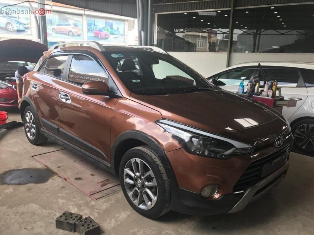 Hyundai i20 Active  1.4 AT 2017 - Bán Hyundai i20 Active 1.4 AT đời 2017, màu nâu, nhập khẩu 