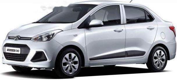 Hyundai Grand i10   2018 - Bán Hyundai Grand i10 đời 2018, màu bạc