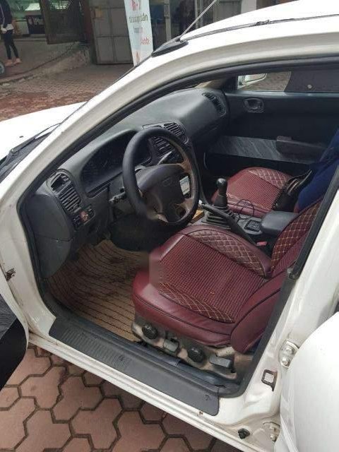 Mitsubishi Galant 1995 - Bán xe Mitsubishi Galant năm 1995, màu trắng, máy êm ru