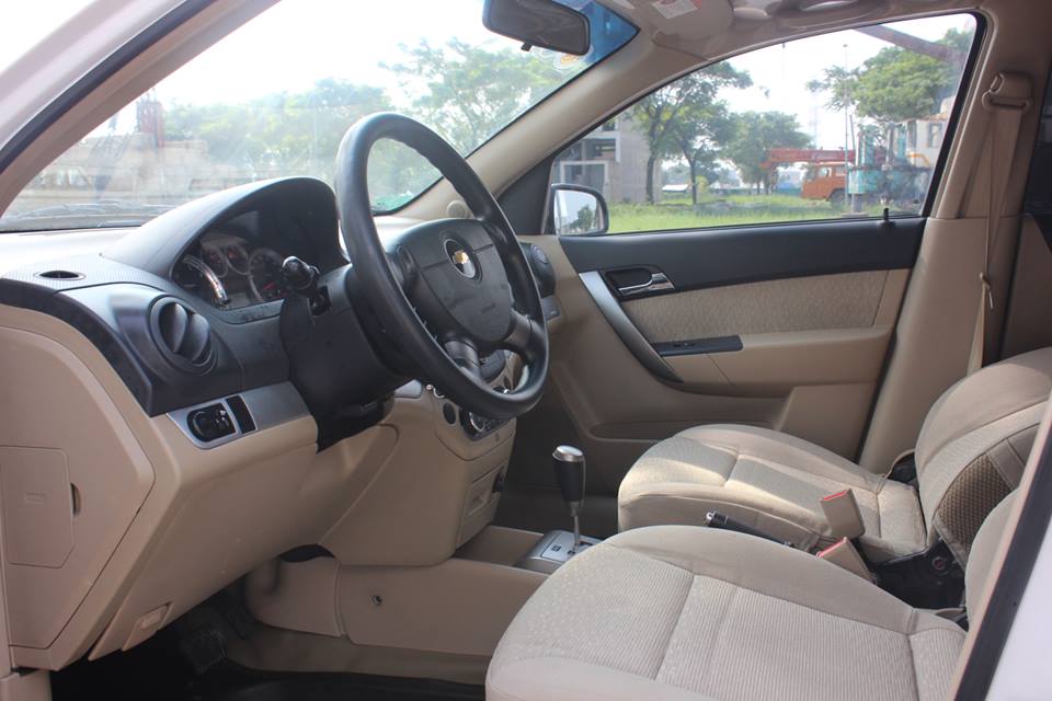 Chevrolet Aveo LTZ 1.5 AT 2014 - Cần tiền bán Aveo 2014 Ltz đk 2015, số tự động, màu trắng tinh cực đẹp