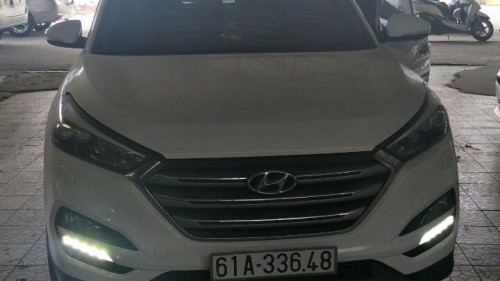 Hyundai Tucson  1.6 AT  2016 - Bán Hyundai Tucson 1.6 AT đời 2016, màu trắng, nhập khẩu 