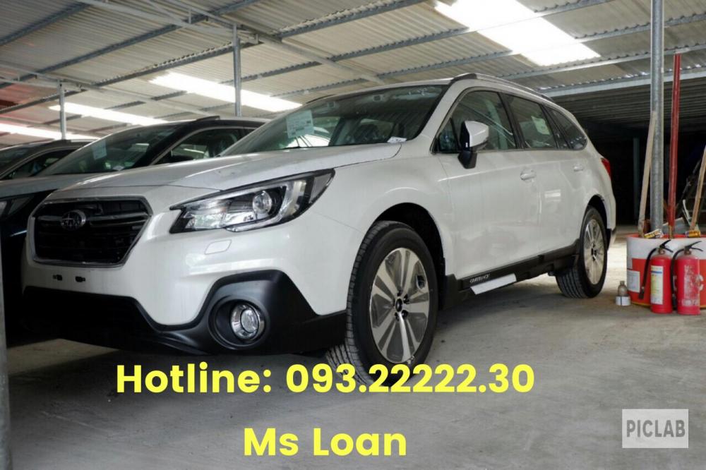 Subaru Outback 2.5 2018 - Bán Subaru Outback 2018 Eyesight trắng ca may, giá ưu đãi gọi 093.22222.30 Ms Loan