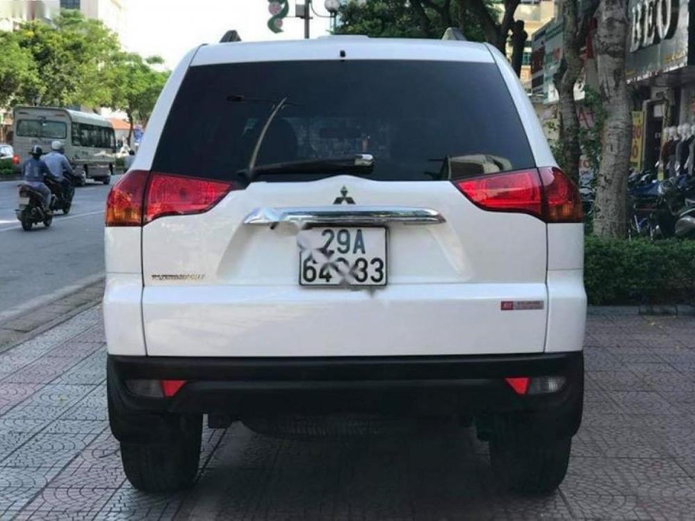 Mitsubishi Pajero Sport 2012 - Cần bán Mitsubishi Pajero Sport sản xuất năm 2012, màu trắng
