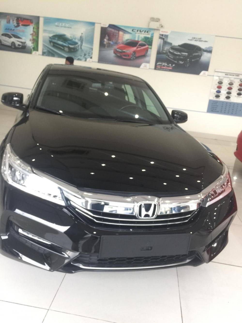 Honda Accord 2018 - Bán Honda Accourd 2018, xe nhập khẩu, giao xe ngay, quà khủng liền tay