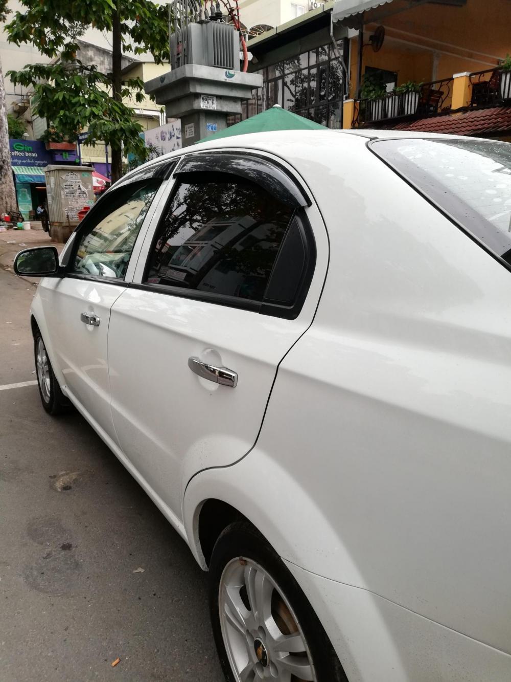 Chevrolet Aveo LTZ 1.5 AT 2014 - Bán Chevrolet Aveo 2014 số tự động - trắng