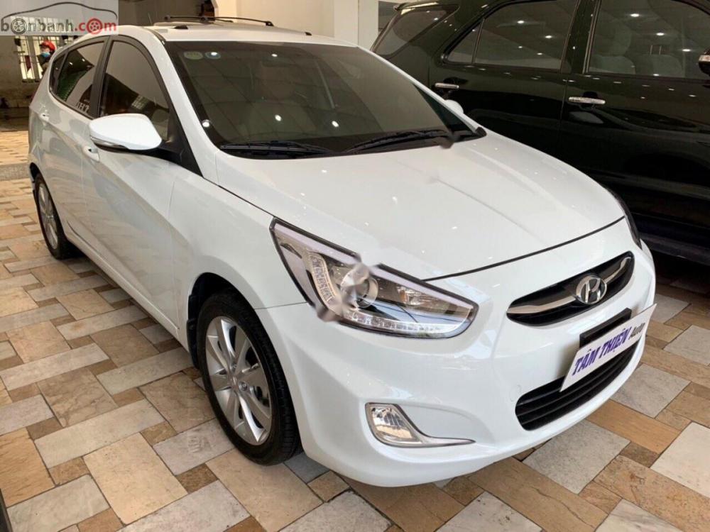 Hyundai Accent 1.4 AT 2015 - Bán Hyundai Accent 1.4 AT 2015, màu trắng 