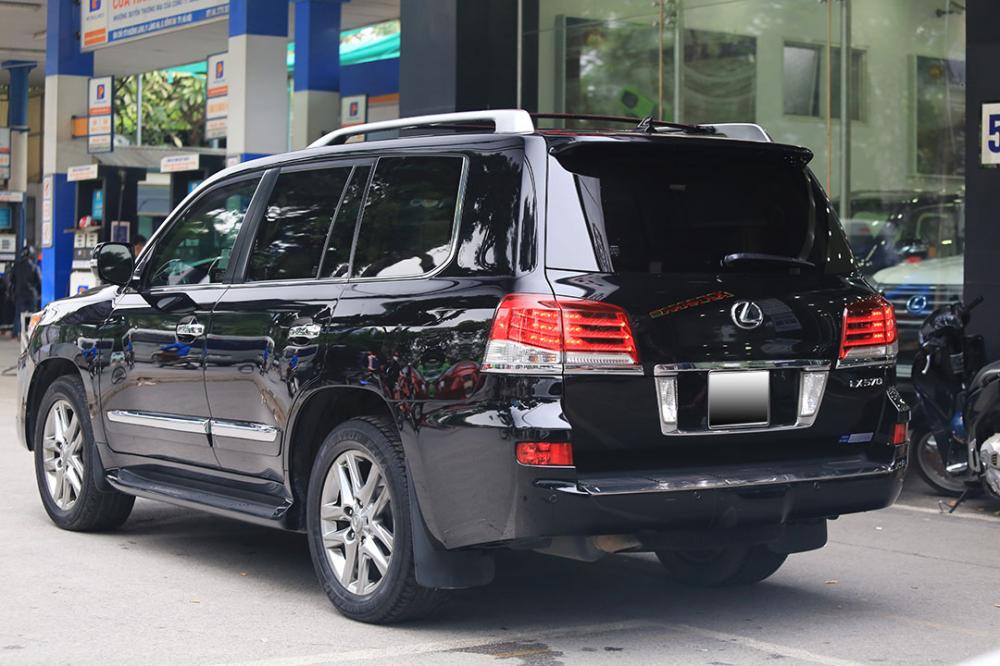 Lexus LX 570 2012 - Cần bán xe Lexus LX 570 model 2013, màu đen, xe chất