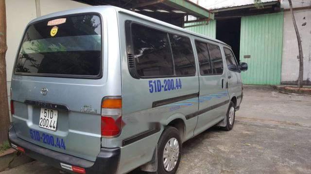 Toyota Hiace 2002 - Bán Toyota Hiace năm sản xuất 2002 còn mới