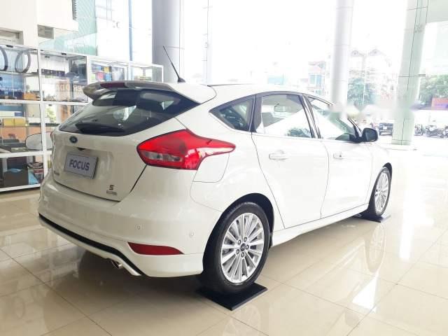 Ford Focus Trend  2018 - Bán Ford Focus Trend năm sản xuất 2018, màu trắng giá tốt