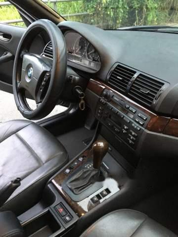 BMW 3 Series  318i 2004 - Bán ô tô BMW 3 Series 318i năm 2004, màu đen, nhập khẩu nguyên chiếc