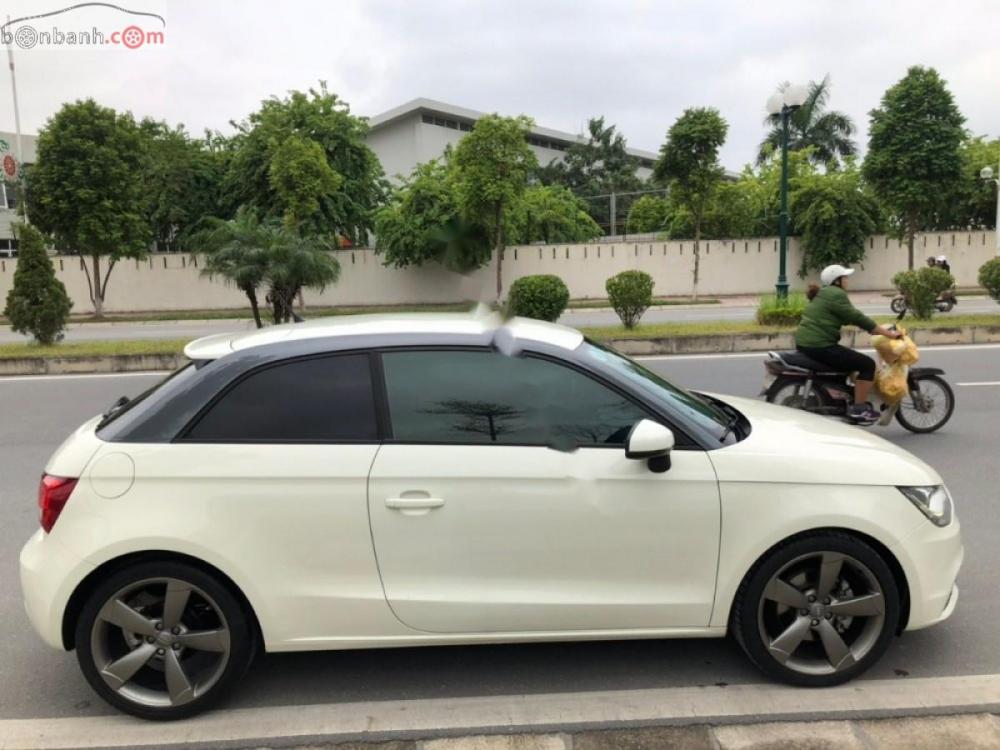 Audi A1 1.4 TFSI 2010 - Bán Audi A1 1.4 TFSI đời 2010, màu trắng, nhập khẩu