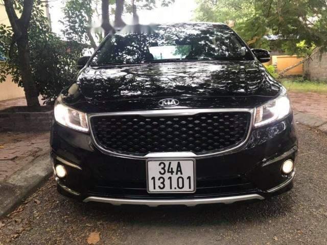 Kia Sedona GATH 3.3AT 2015 - Cần bán lại xe Kia Sedona GATH 3.3AT năm 2015, màu đen như mới