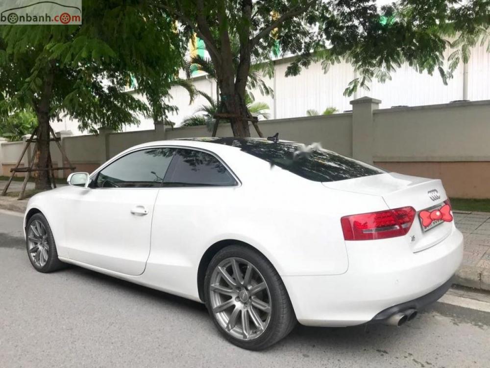 Audi A5   2.0 T 2010 - Bán Audi A5 2.0 T đời 2010, màu trắng, nhập khẩu nguyên chiếc