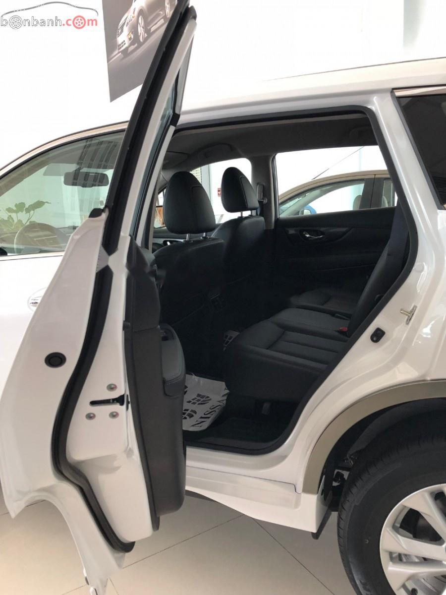 Nissan X trail 2.0 MID 2018 - Bán ô tô Nissan X trail 2.0 MID đời 2018, màu trắng giá cạnh tranh