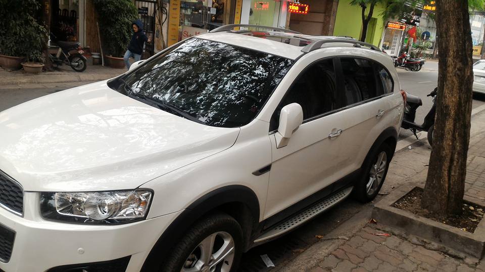 Chevrolet Captiva LTZ 2.4 AT FWD 2015 - Bán Chevrolet Captiva LTZ 2015 màu trắng, tự động, cực đẹp