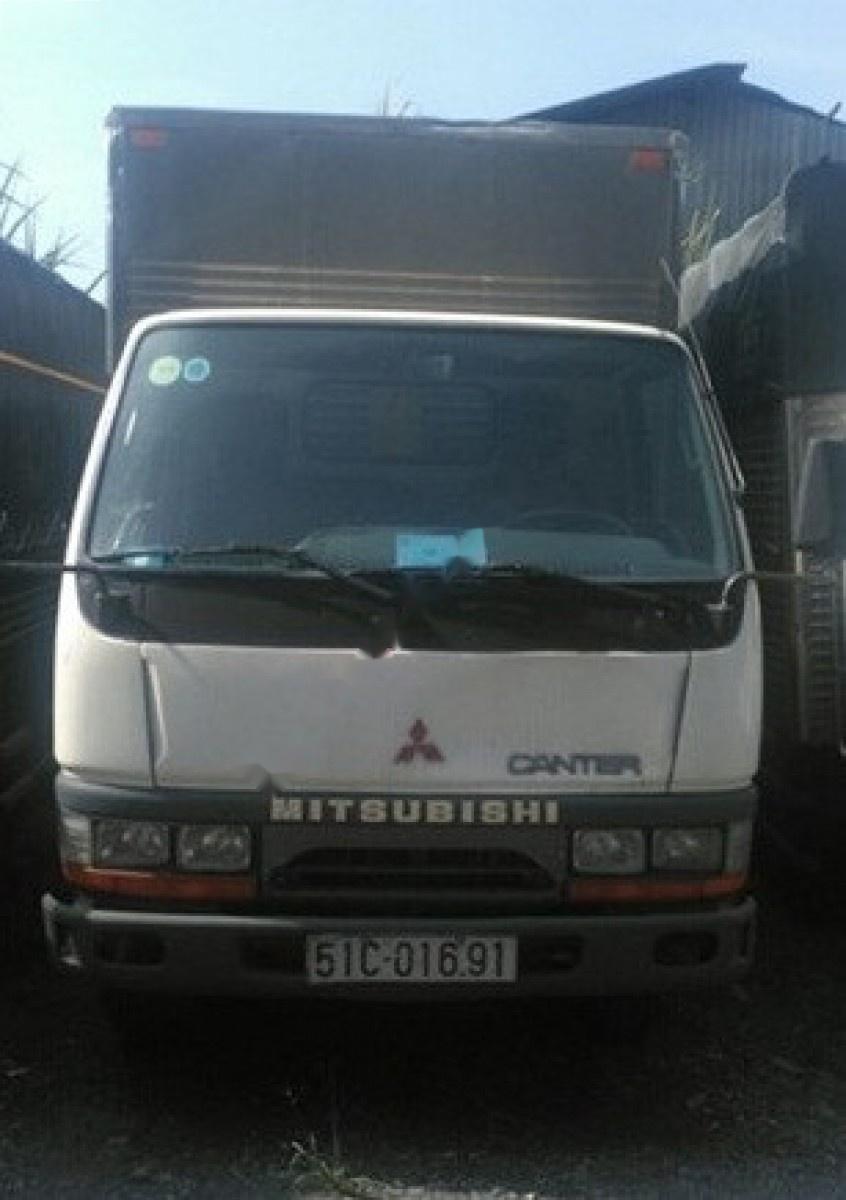 Mitsubishi Canter 2005 - Bán xe tải Mitsubishi Canter đời 2005, tải trọng 1T7, xe đang hoạt động kinh doanh