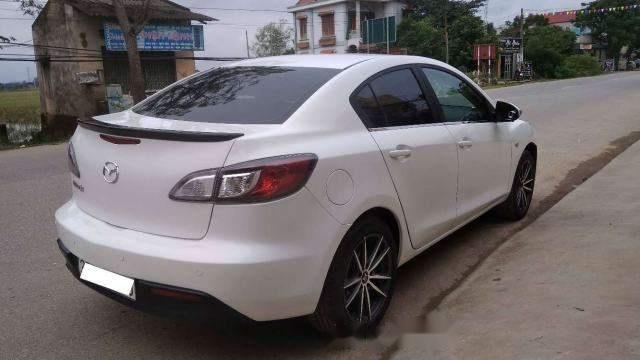 Mazda 3  1.6AT  2010 - Cần bán xe Mazda 3 1.6AT 2010, màu trắng, nhập khẩu nguyên chiếc số tự động