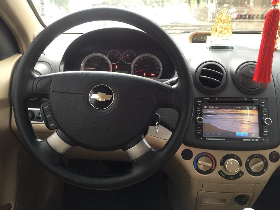 Chevrolet Aveo 1.4L LTZ 2016 - Bán xe Chevrolet Aveo 1.4L LTZ 2016, màu đỏ đẹp như mới, giá chỉ 368 triệu